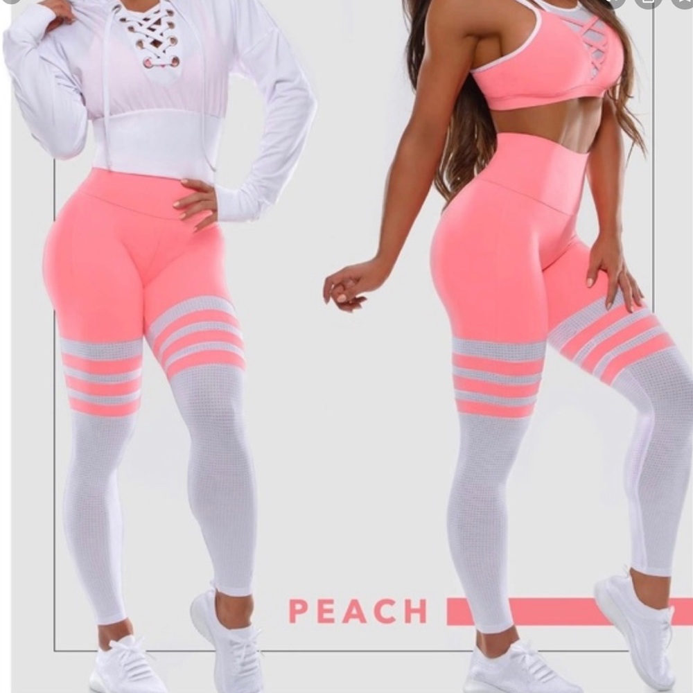 ISO Bombshell Sportswear Leggings